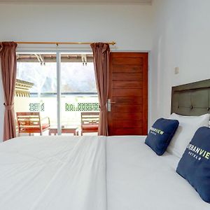Urbanview Hotel Rasa Sayang Inn Tanjung Benoa Bali
